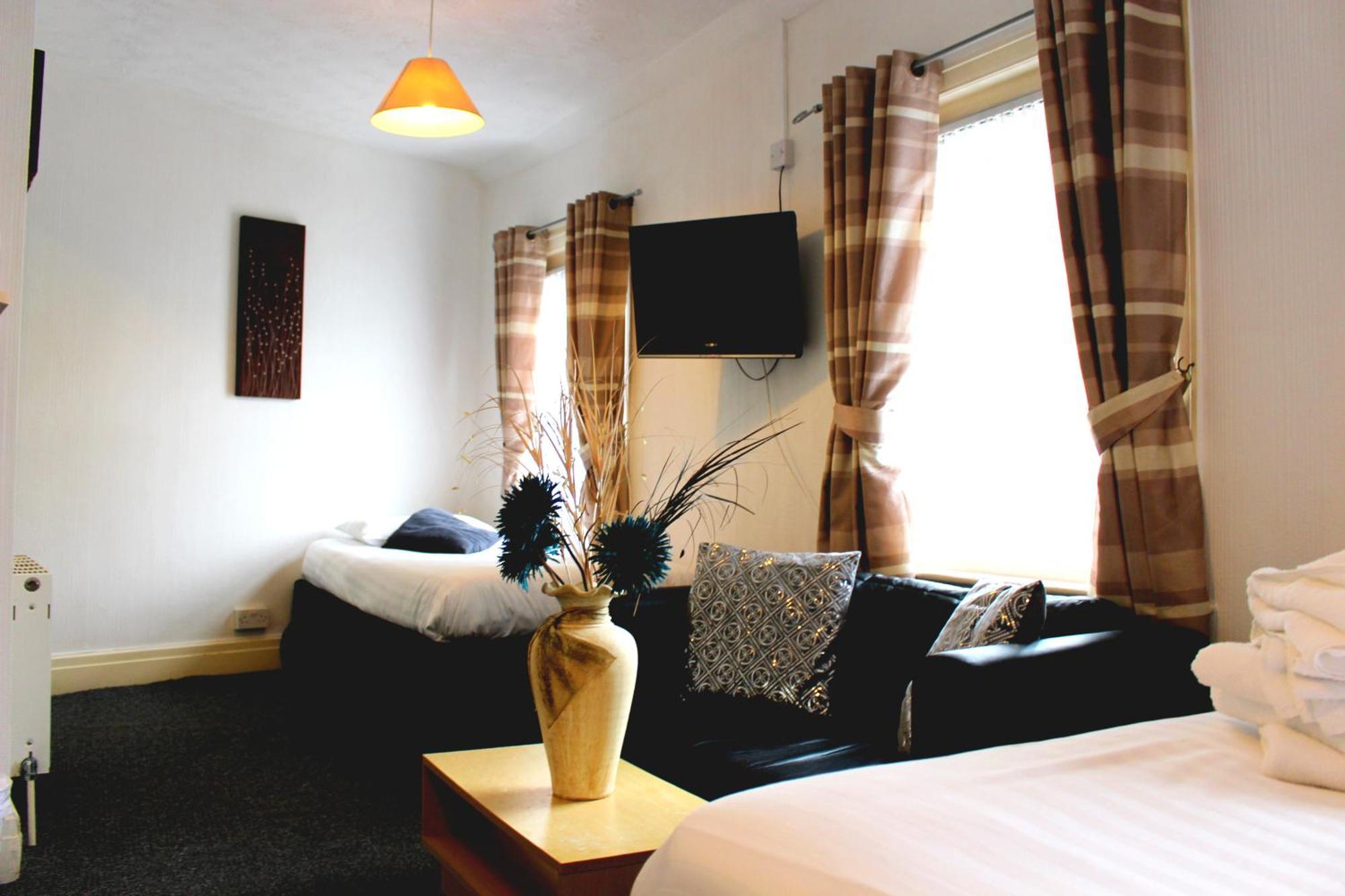 Henson Hotel Pleasure Beach Blackpool Exterior foto